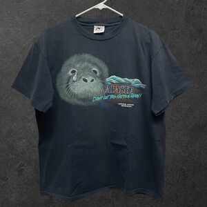 Vintage 1989 Alaska Oil Spill National Wildlife Federation Seal T-Shirt // XL